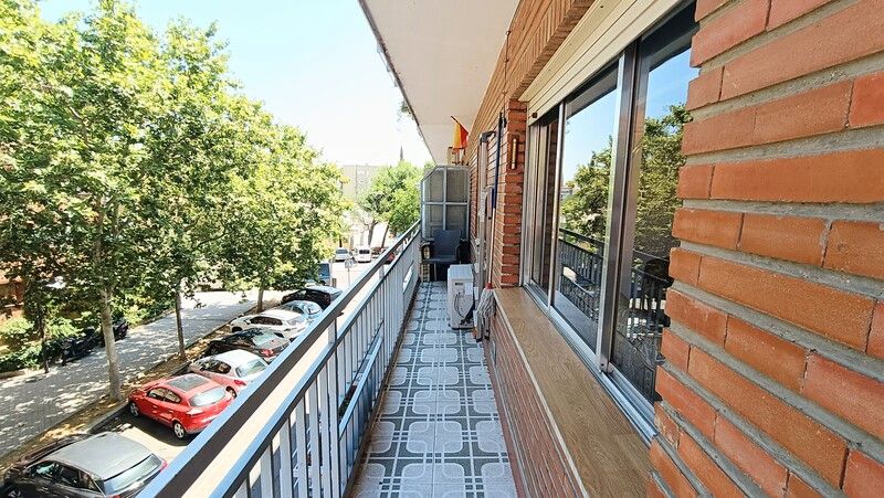 Vista exterior de Pis en venda en  Madrid Capital amb Aire condicionat, Calefacció i Terrassa