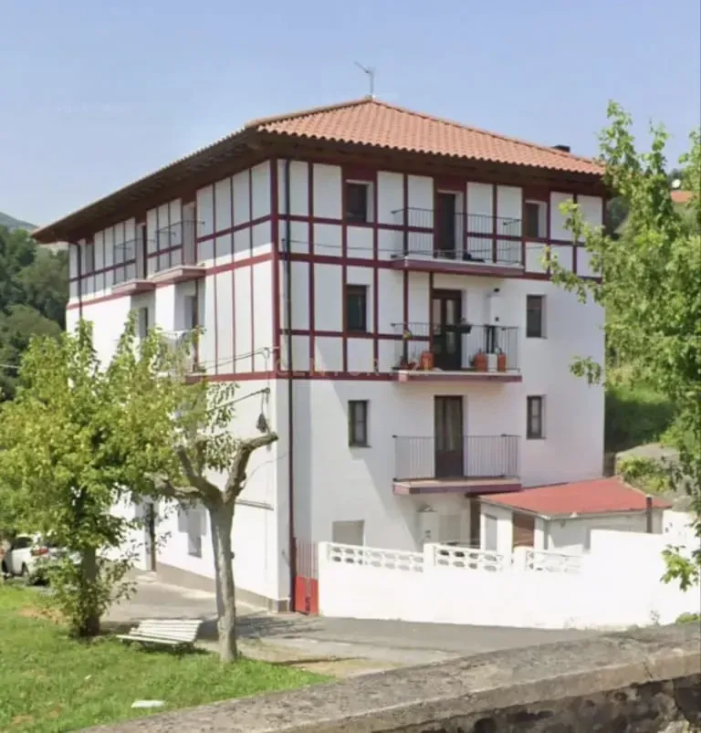 Vista exterior de Piso en venta en Arrigorriaga