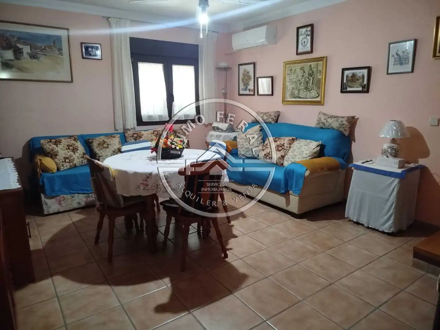 Sala d'estar de Casa o xalet en venda en Écija amb Aire condicionat, Calefacció i Terrassa