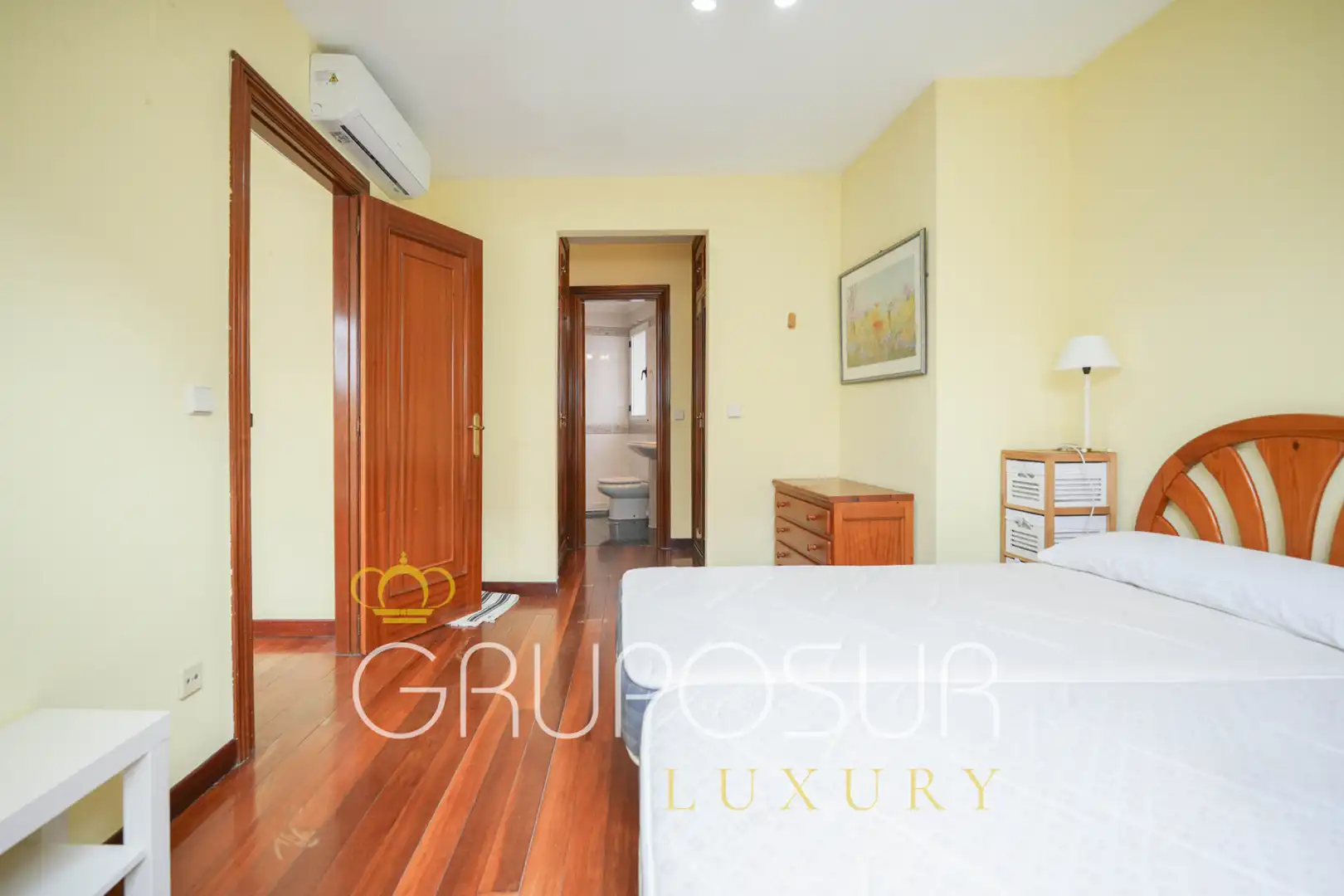 Habitación de Apartamento en venta en Valladolid con Aire acondicionado, Calefacción y Parquet