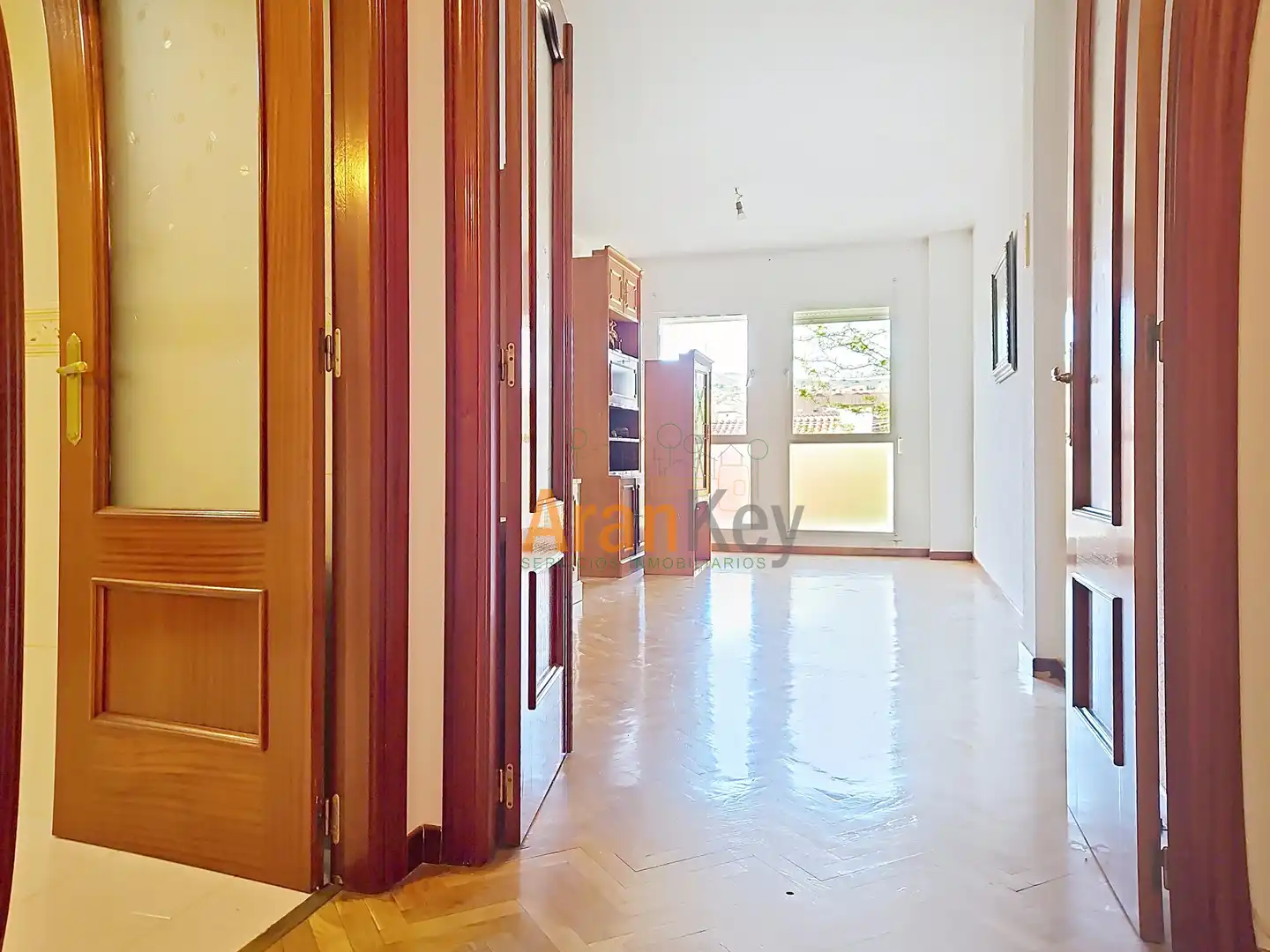 Flat for sale in Aranjuez  with Air Conditioner and Heating