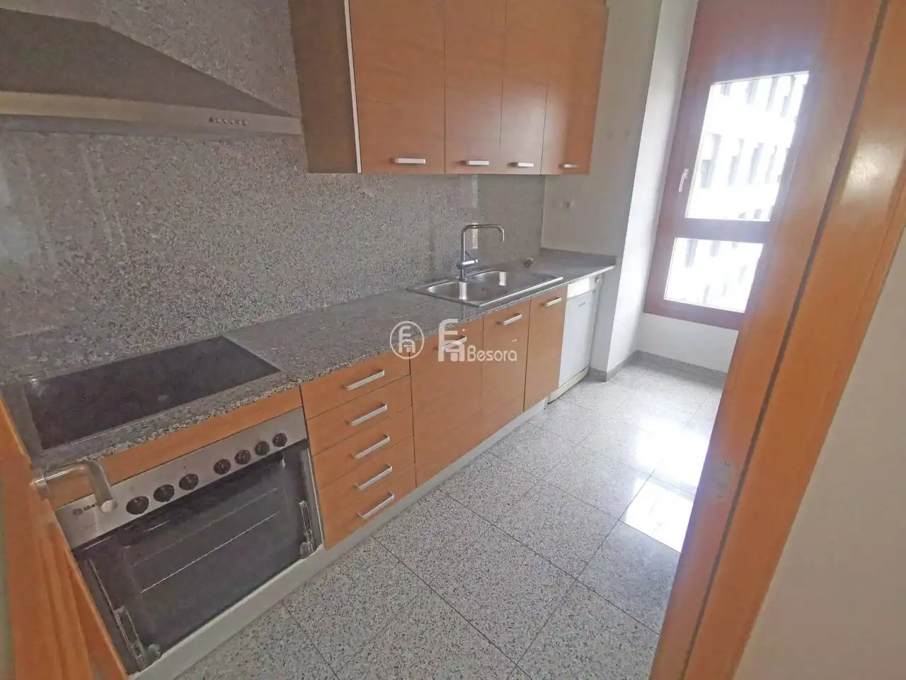 Kitchen of Flat for rent in Lleida  with Air Conditioner, Heating and Parquet flooring