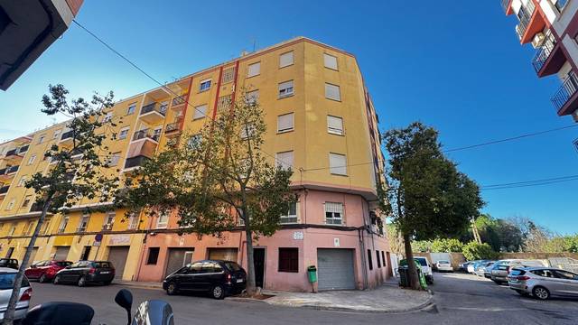 Piso en Venta en Ciutat del Transport - La Salera