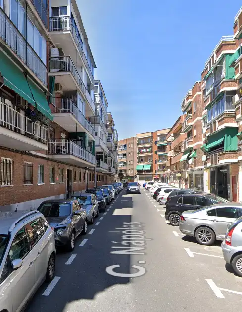 Pis en venda a Naples