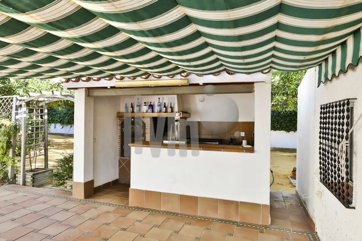 Casa o chalet en venta en Jaén con Aire acondicionado, Jardín privado y Terraza