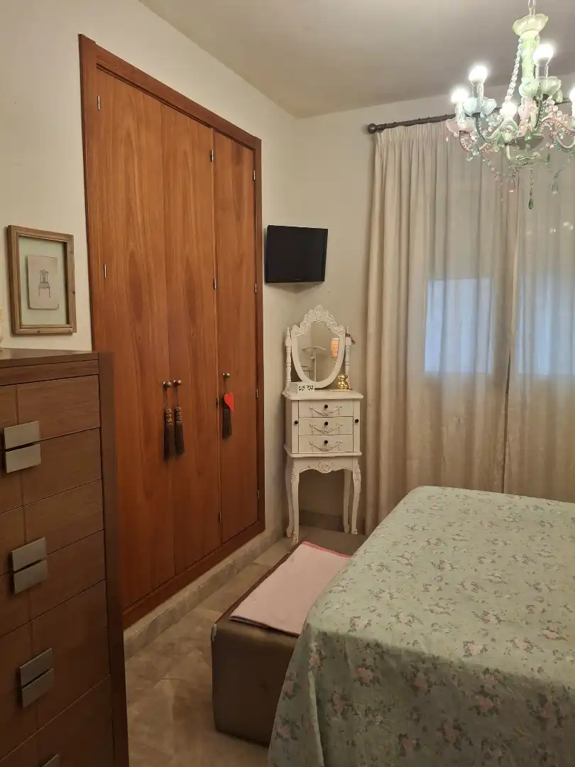 Habitación de Piso en venta en Ceuta con Amueblado, Horno y Lavadora