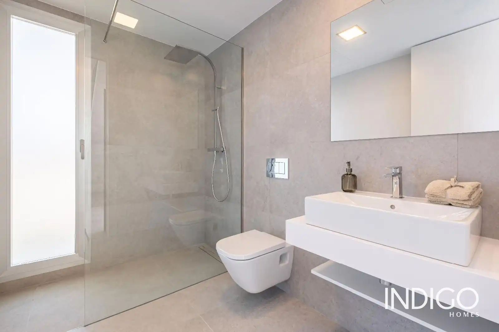 Chalet con piscina en venta en Praga, imagen 10