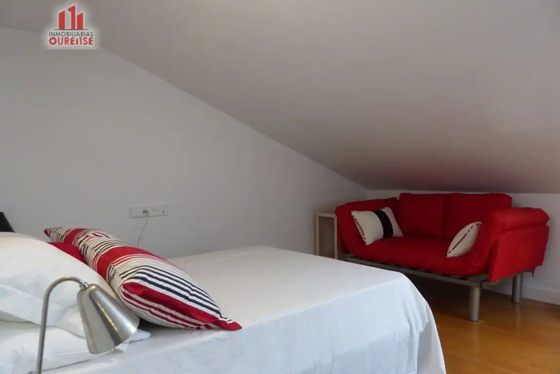 Bedroom of Flat for sale in Ourense Capital   with Air Conditioner, Storage room and Furnished