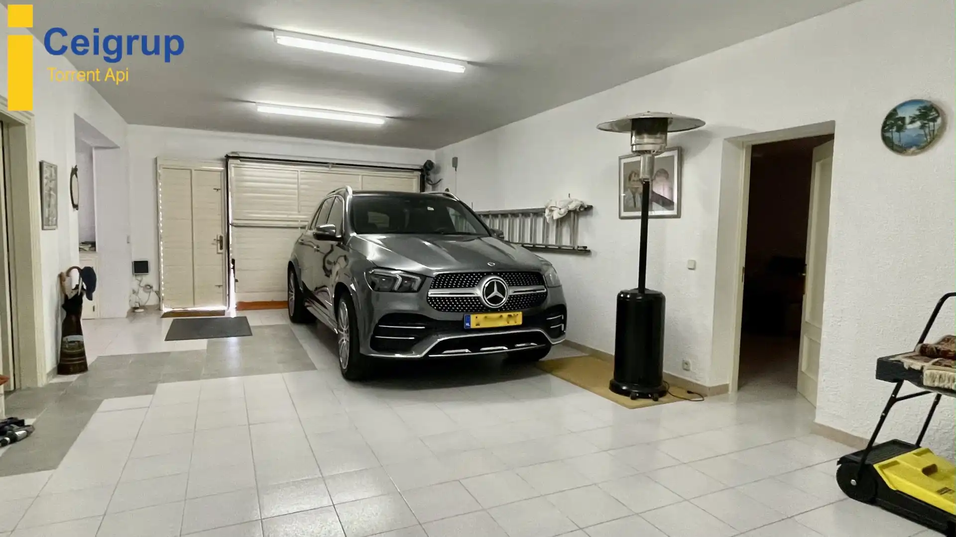 Parking de Casa o chalet en venta en L'Estartit con Aire acondicionado, Calefacción y Terraza