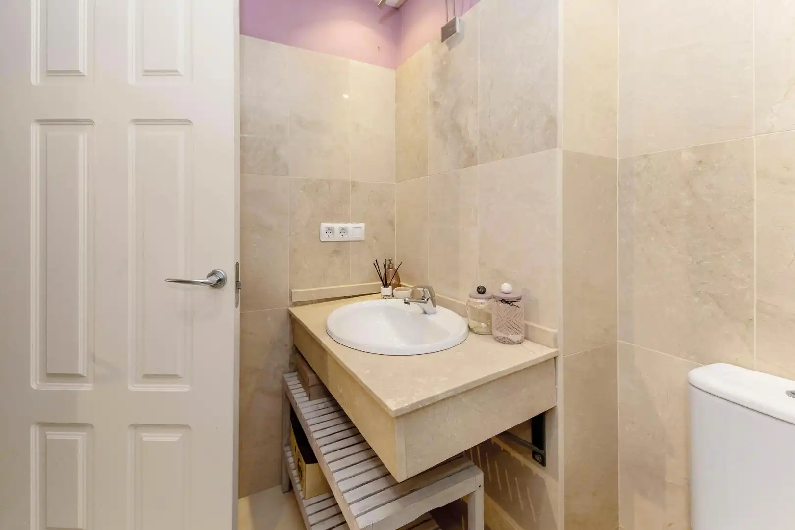 Bathroom of Duplexes for sale in Brenes  with Air Conditioner, Terrace and Balcony