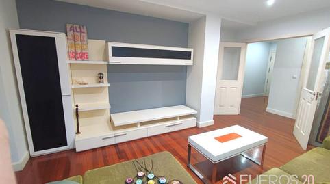 Foto 3 de Piso en venta en Txabarri - La Unión - Vista Alegre, Sestao