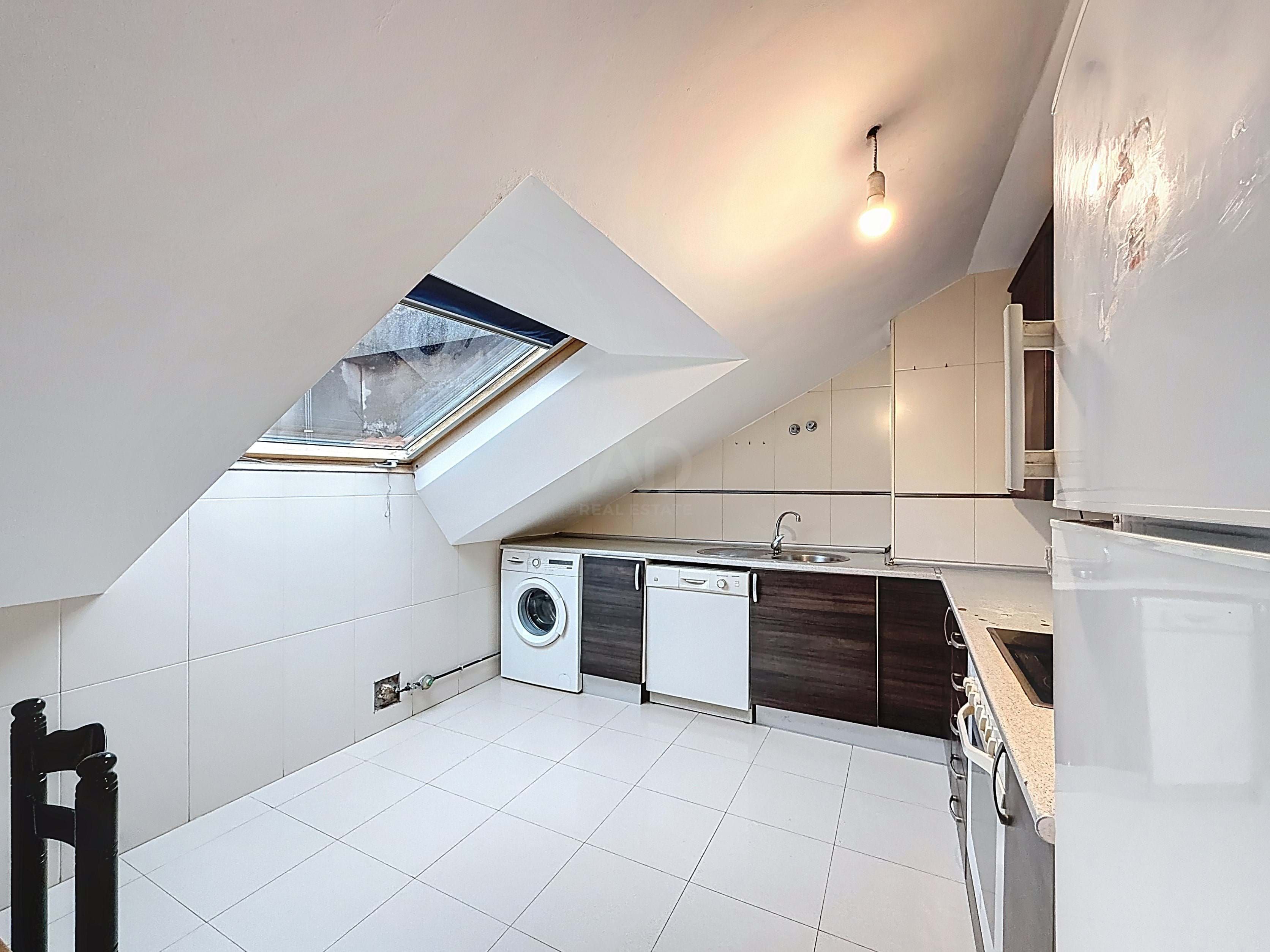 Cuina de Àtic en venda en Moraña amb Calefacció