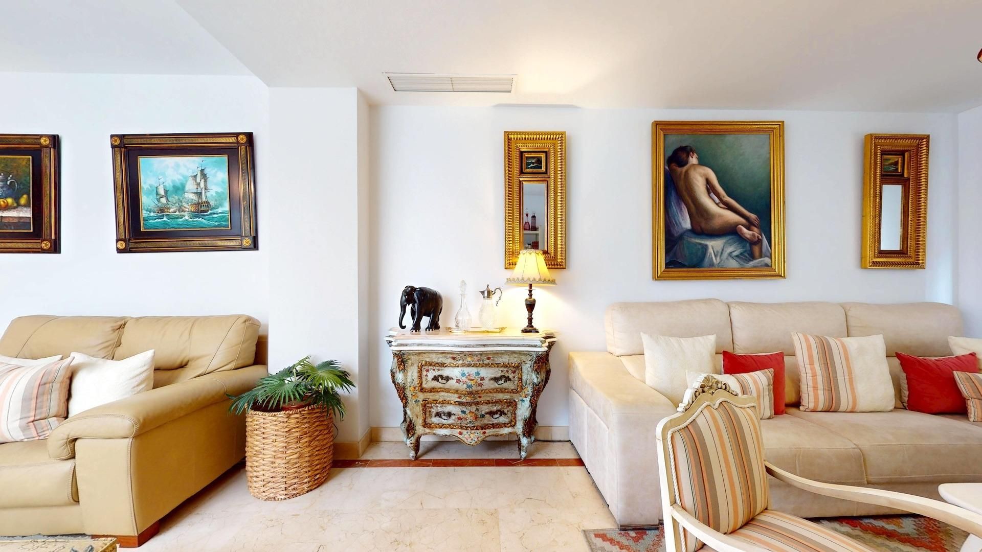 Sala d'estar de Casa adosada en venda en  Córdoba Capital amb Aire condicionat, Calefacció i Traster