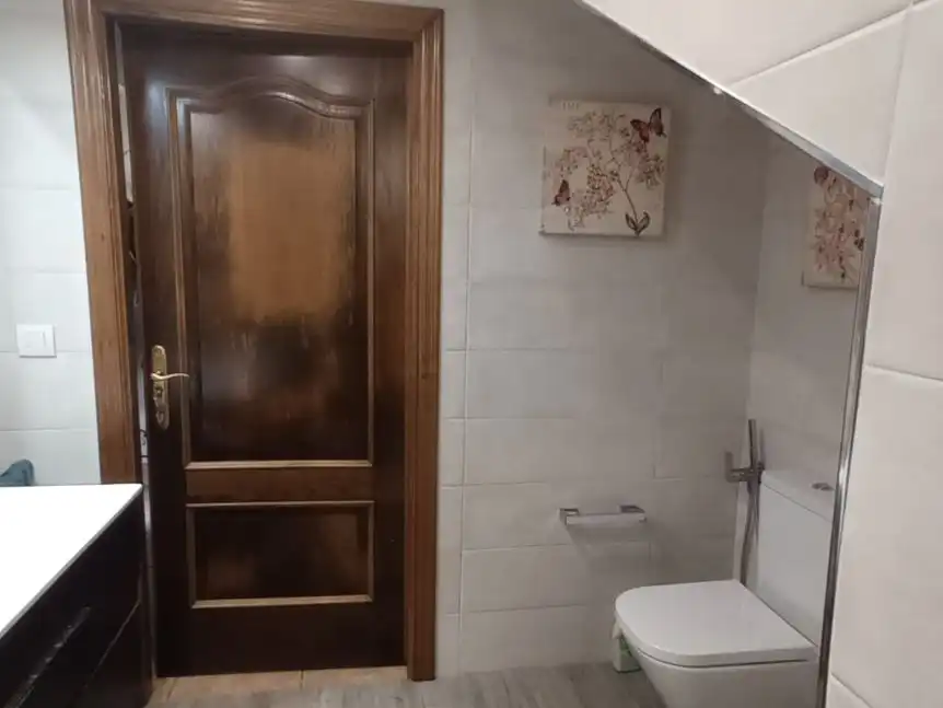 Bathroom of Houses for sale in Samos, Lugo
