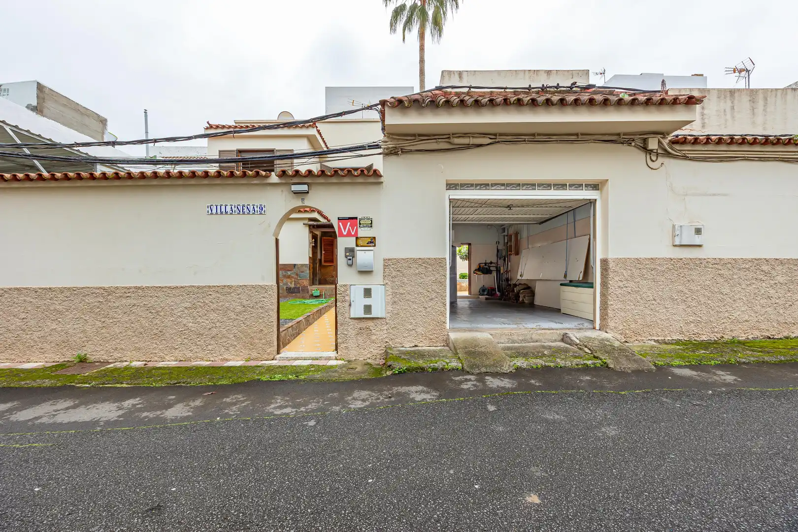 House with terrace for sale in Calle Blas Herrera 9, imagen 5