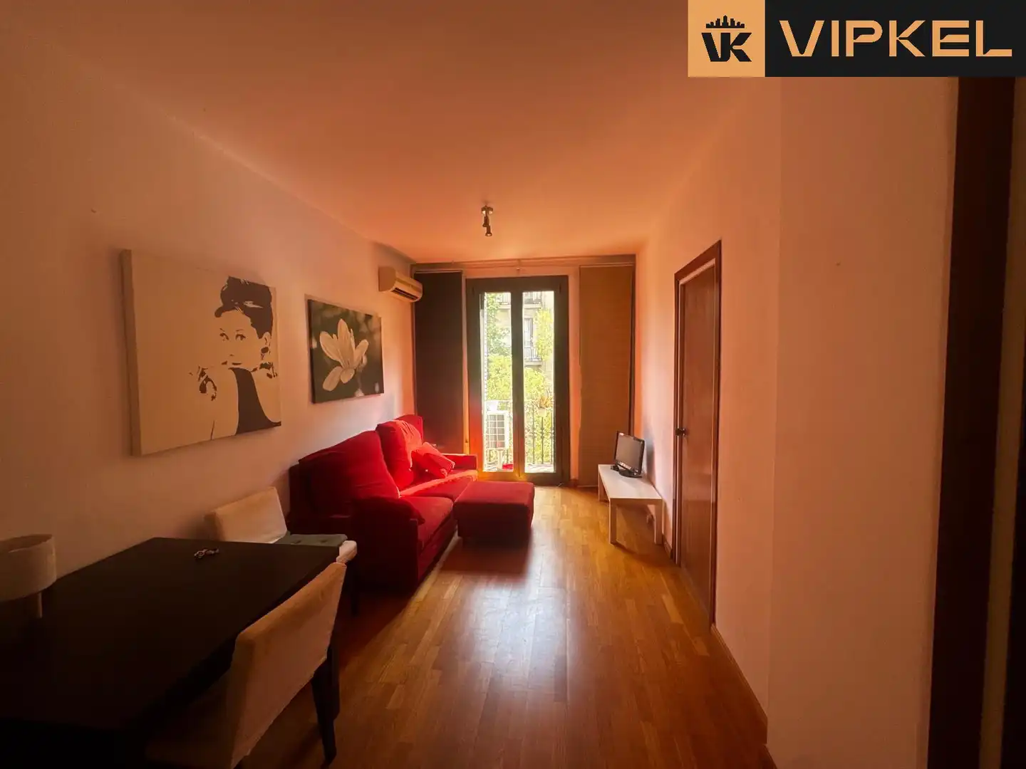 Appartamento con terrazza in vendita a Carrer de Villarroel, imagen 2