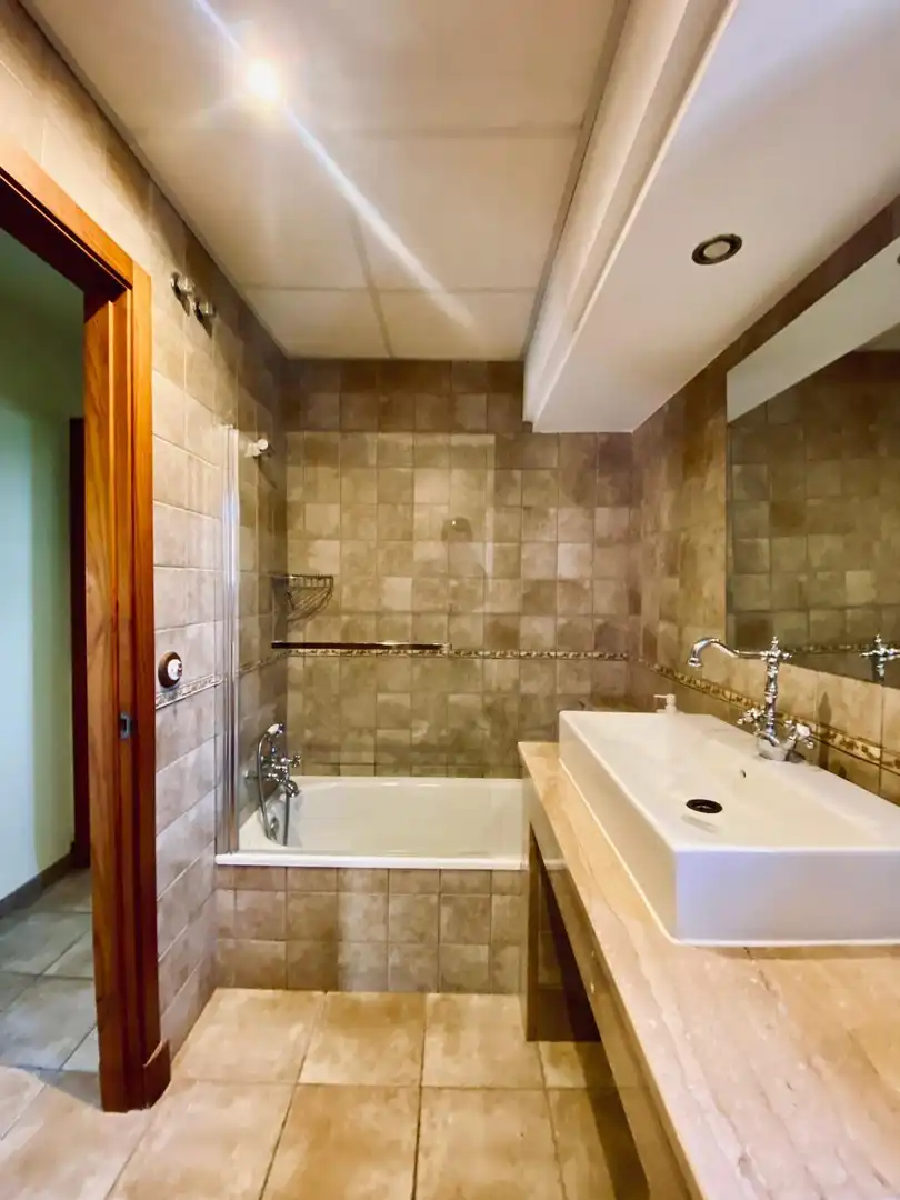 Villa con piscina in vendita a Novo Sancti Petri, imagen 30