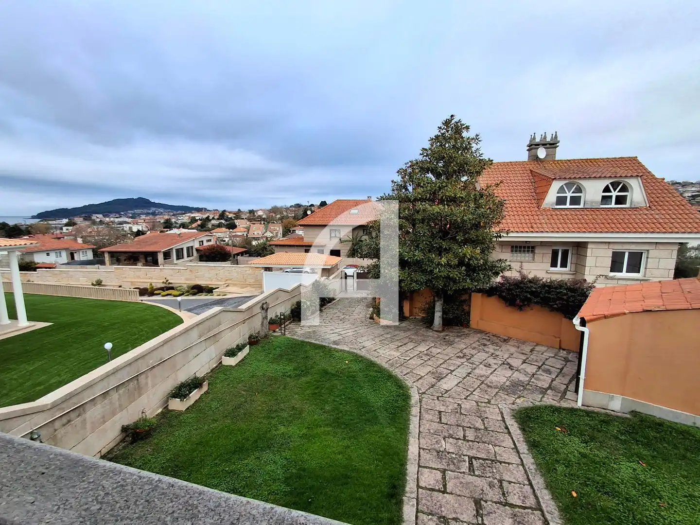 Vista exterior de Casa o chalet en venta en Nigrán con Calefacción, Jardín privado y Parquet