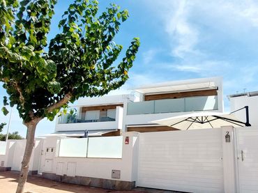 Villa mit Balkon zum Verkauf in Los Peñascos - El Salero - Los Imbernones