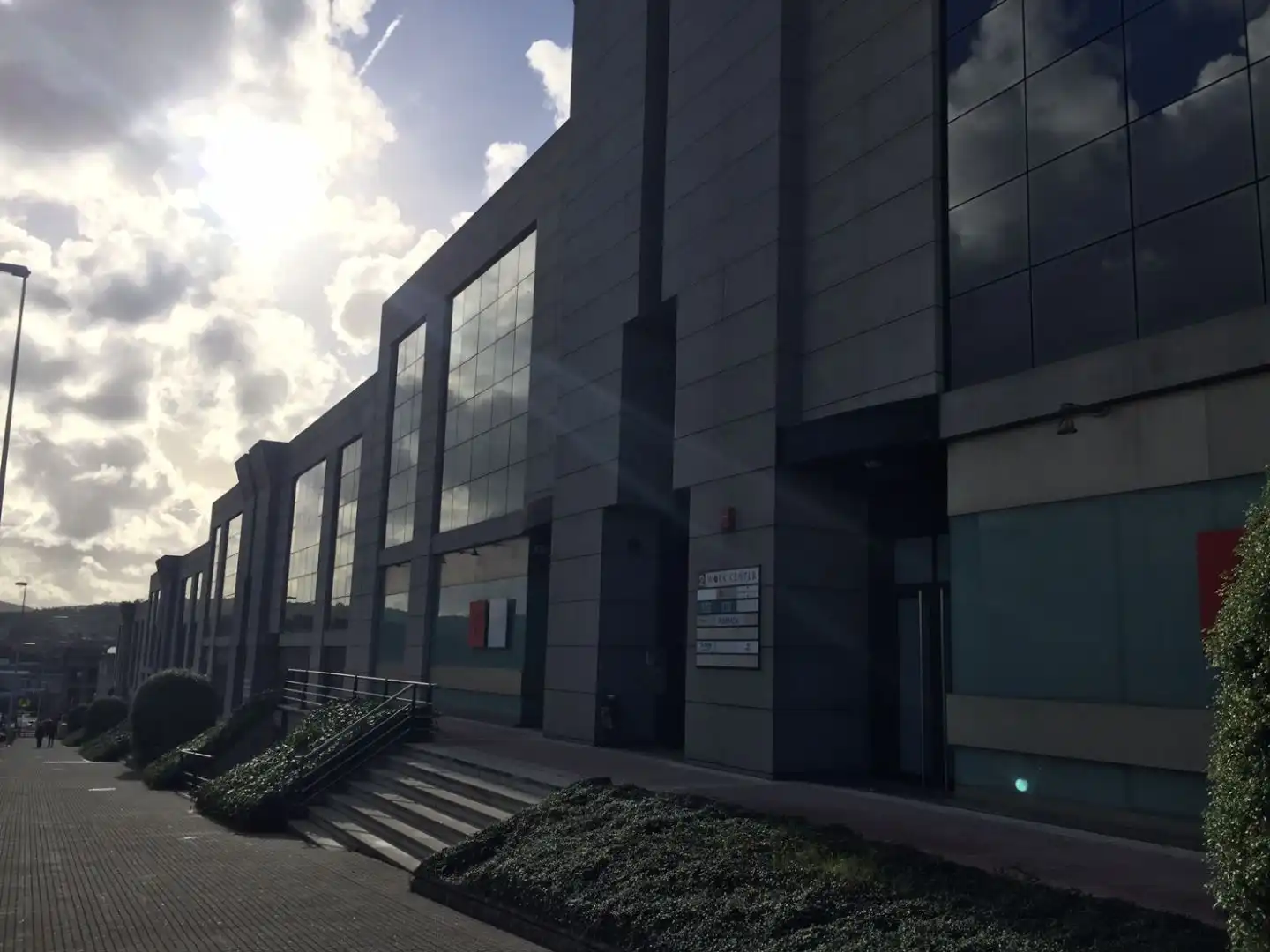 Vista exterior de Oficina en venda en A Coruña Capital  amb Aire condicionat, Calefacció i Terrassa