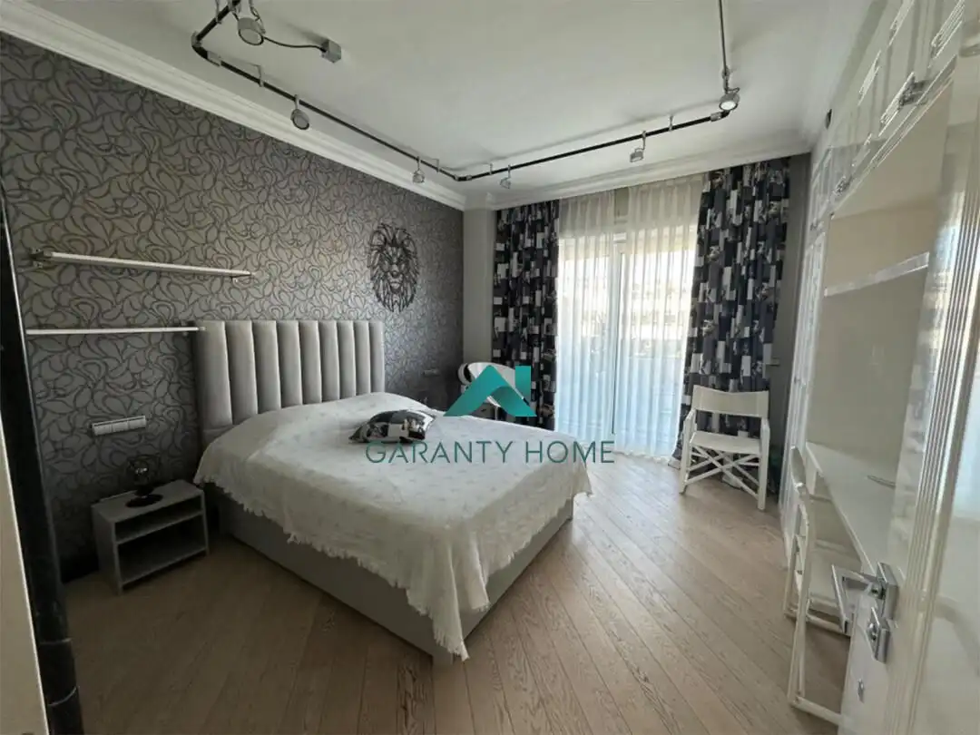 Habitación de Piso de alquiler en Marbella con Calefacción, Terraza y Amueblado