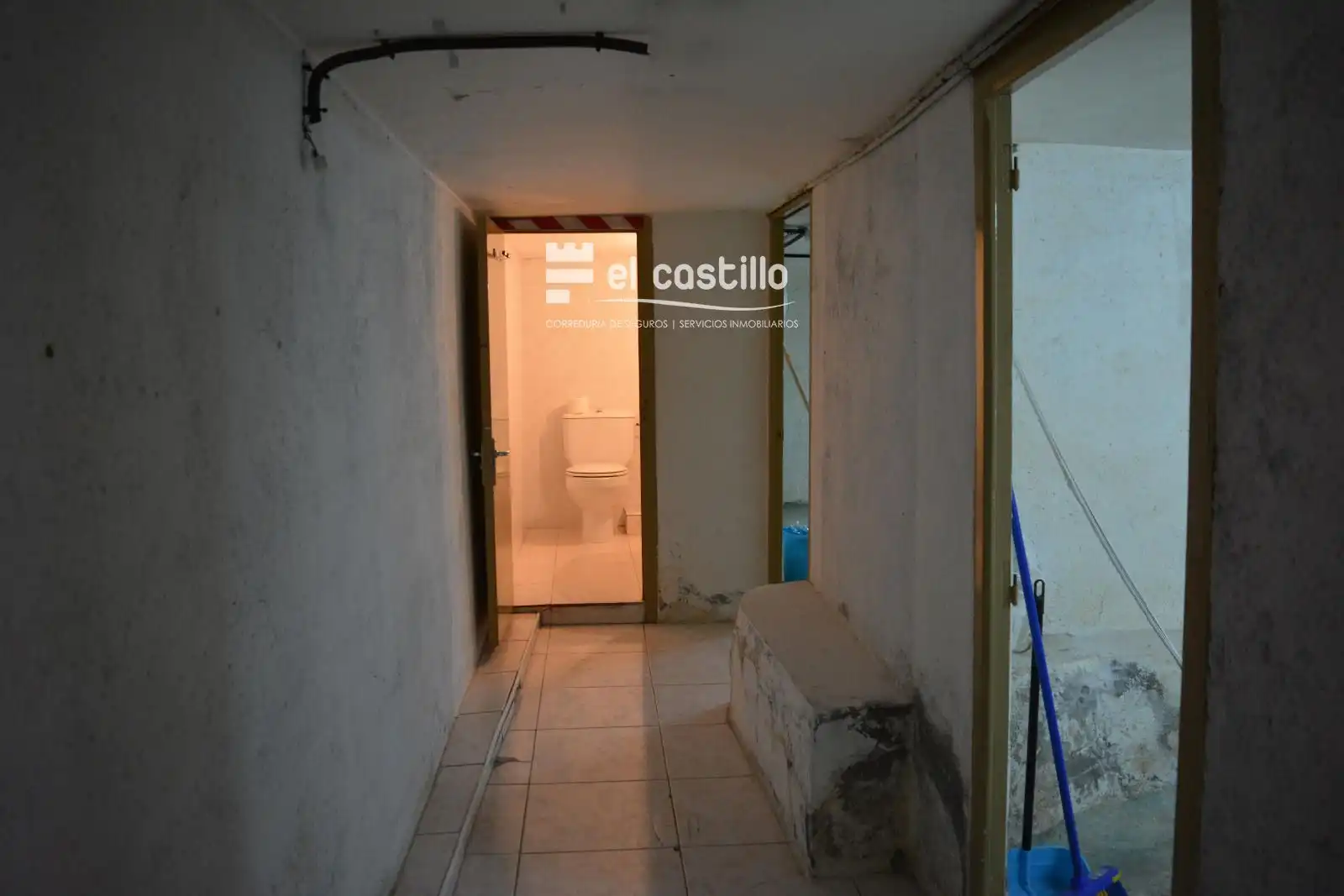 Geschaftsraum zur Miete in Sotillo de la Adrada mit Klimaanlage