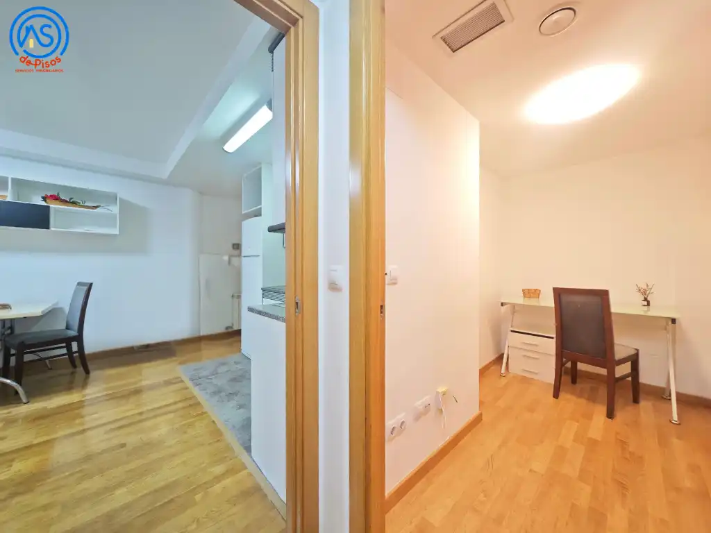 Apartamento de alquiler en Calle de Nuestra Señora de Bonaria, 13, Barrio del Ave