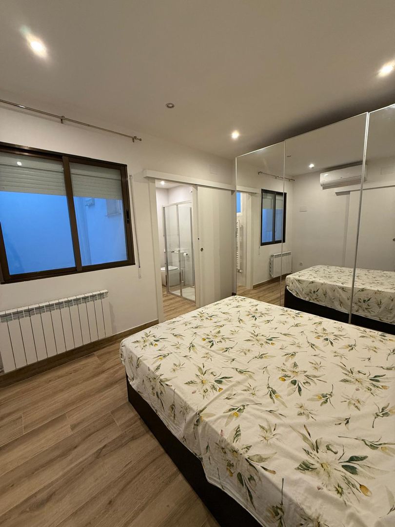 Bedroom of Single-family semi-detached for sale in  Lleida Capital  with Air Conditioner, Heating and Oven