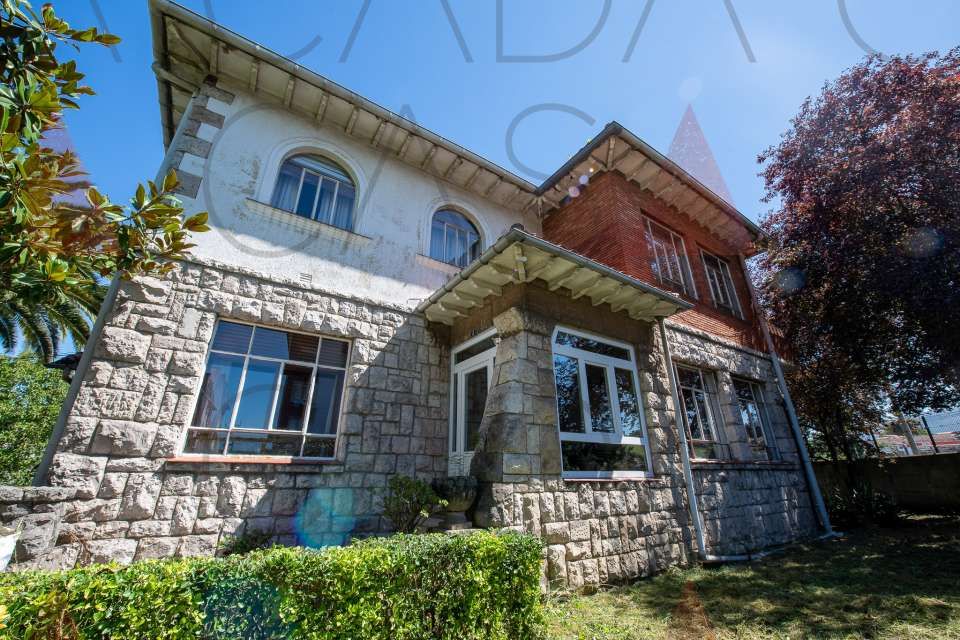 Exterior view of House or chalet for sale in El Astillero    with Heating, Terrace and Storage room