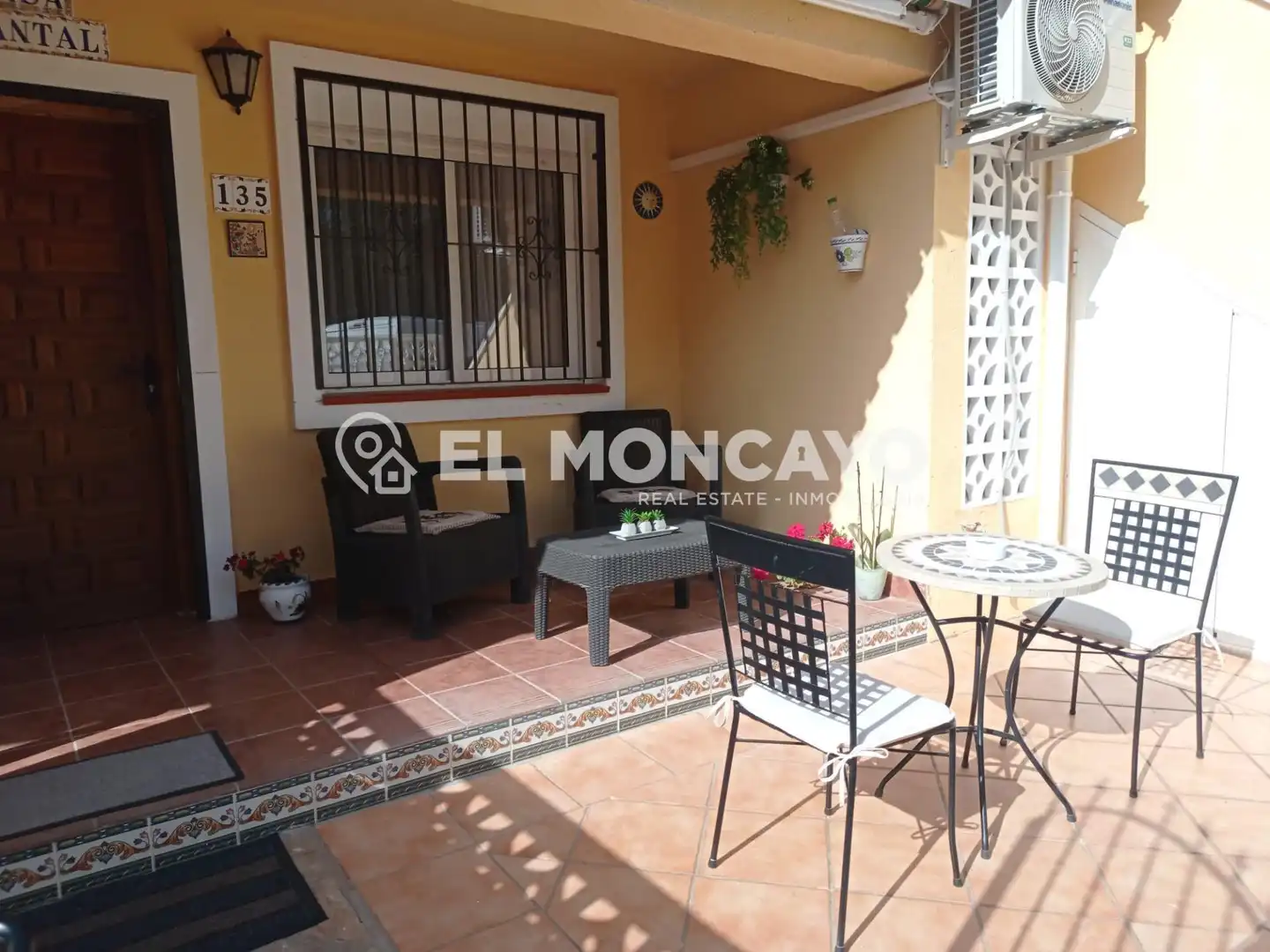 Casa o xalet en venda a Calle Calle los Mandarinos, San Miguel de Salinas