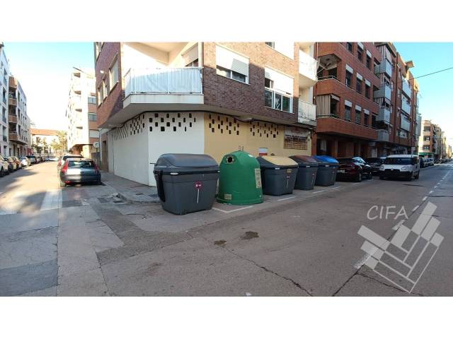 Local comercial en Venta en Organista Coscollano en Zona Papa Luna - Platja del Gurugú