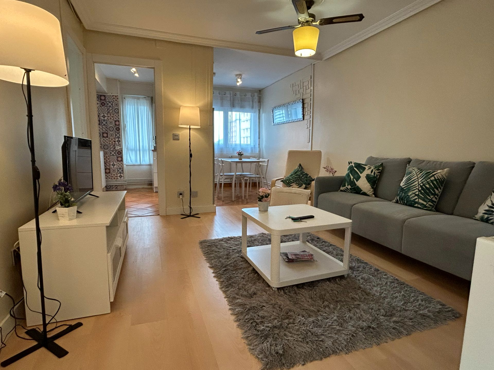 Living room of Flat for sale in Errenteria  with Heating, Furnished and Oven