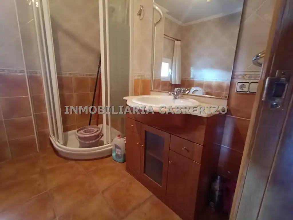 Casa o chalet en venta en Ribafrecha con Calefacción, Parquet y Terraza