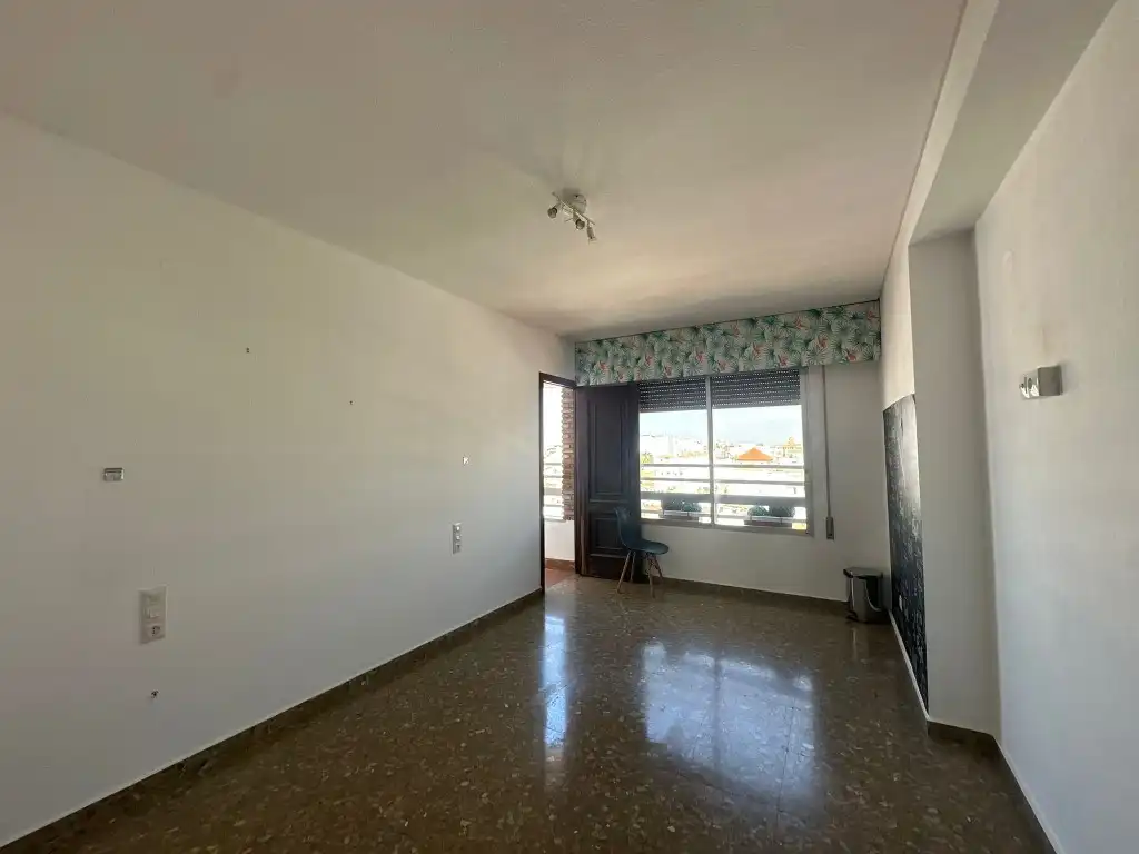 Schlafzimmer von Wohnung zur Miete in Córdoba mit Schwimmbad
