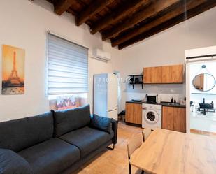 Living room of Attic to rent in  Valencia Capital  with Air Conditioner, Heating and Furnished