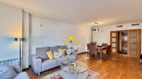 Photo 3 of Flat to rent in Centro - Muelle Pesquero, Alicante