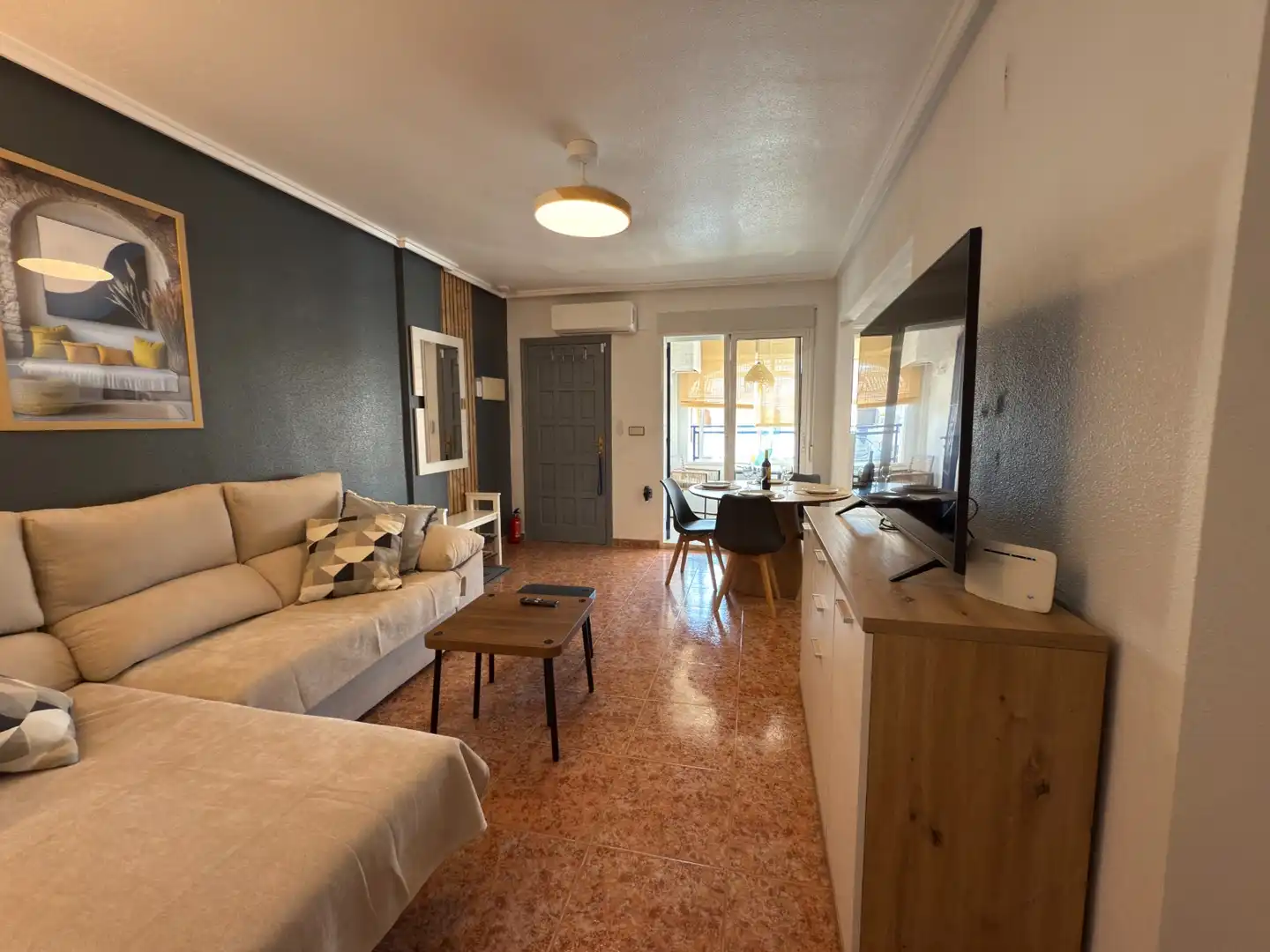 Sala de estar de Casa o chalet de alquiler en Santa Pola con Aire acondicionado, Calefacción y Terraza