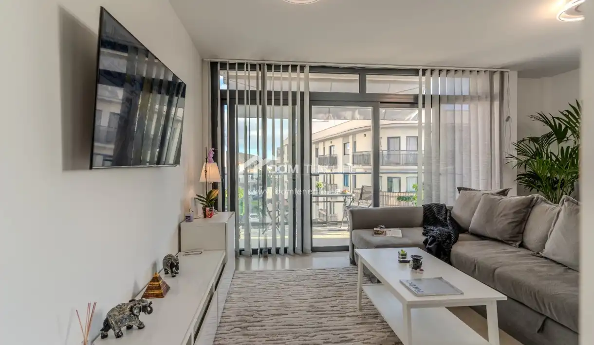 Sala de estar de Piso en venta en Adeje con Terraza, Trastero y Piscina