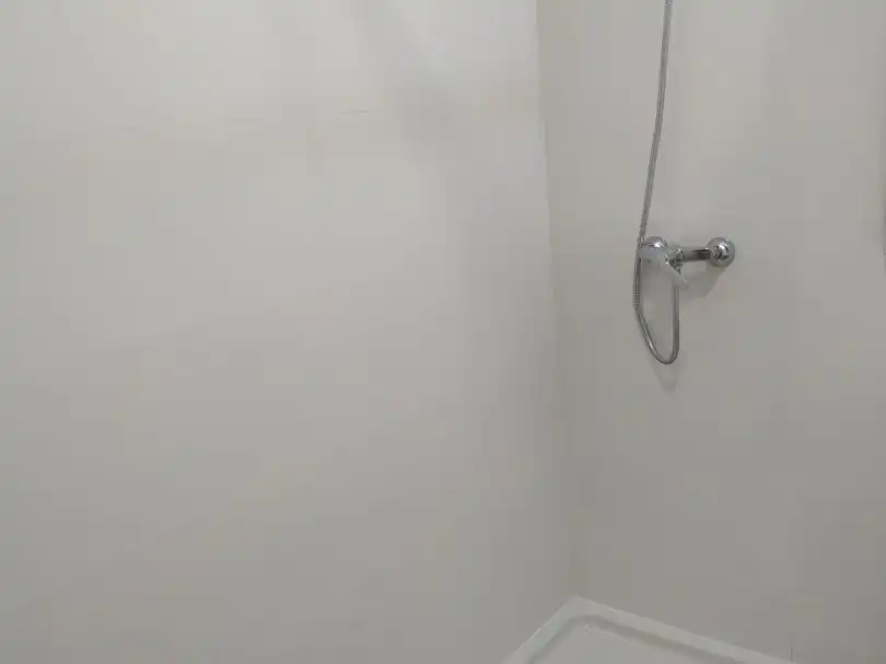 Bathroom of Apartments for rent in Ponent
