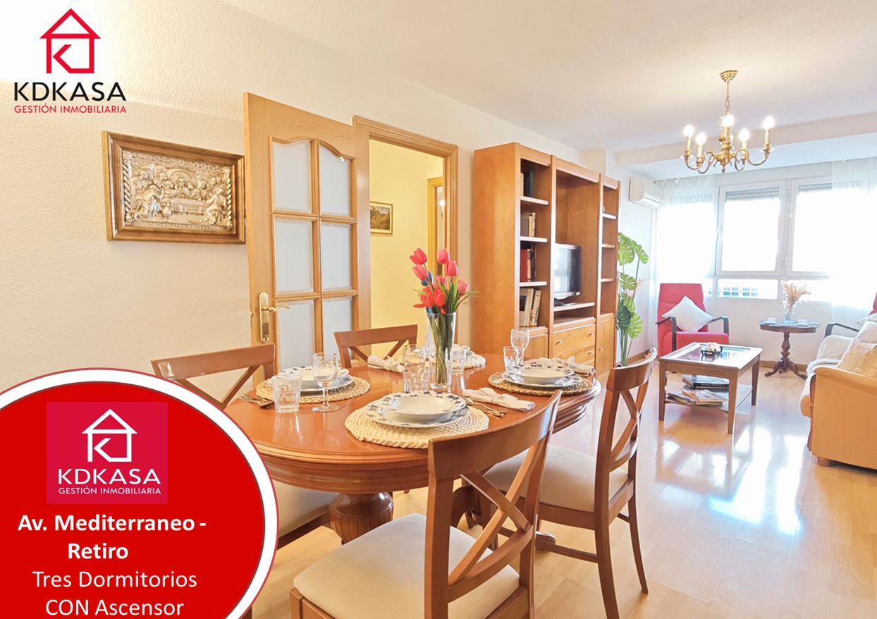 Menjador de Pis en venda en  Madrid Capital amb Aire condicionat, Calefacció i Moblat