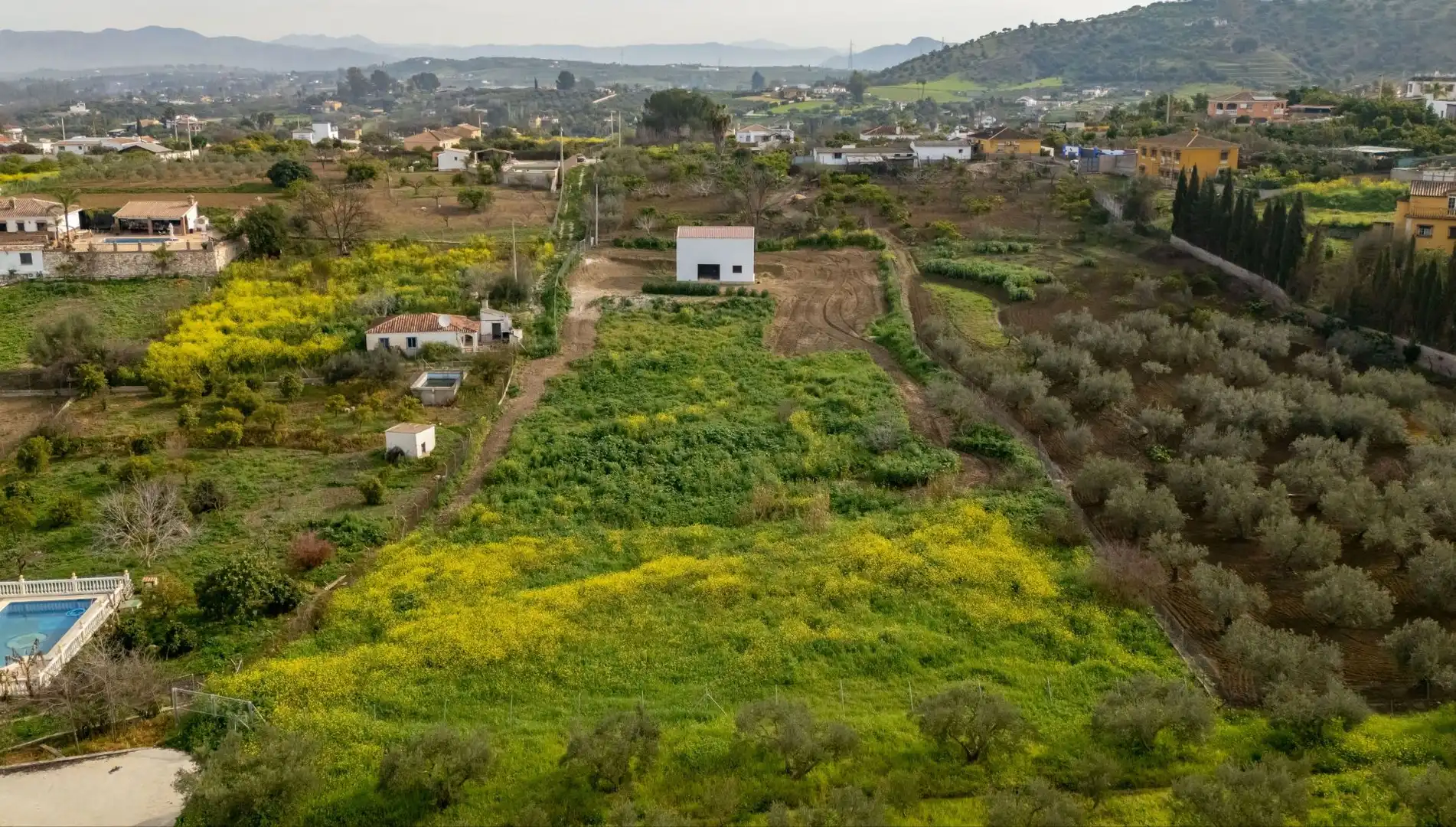 Finca rústica en venda en Coín
