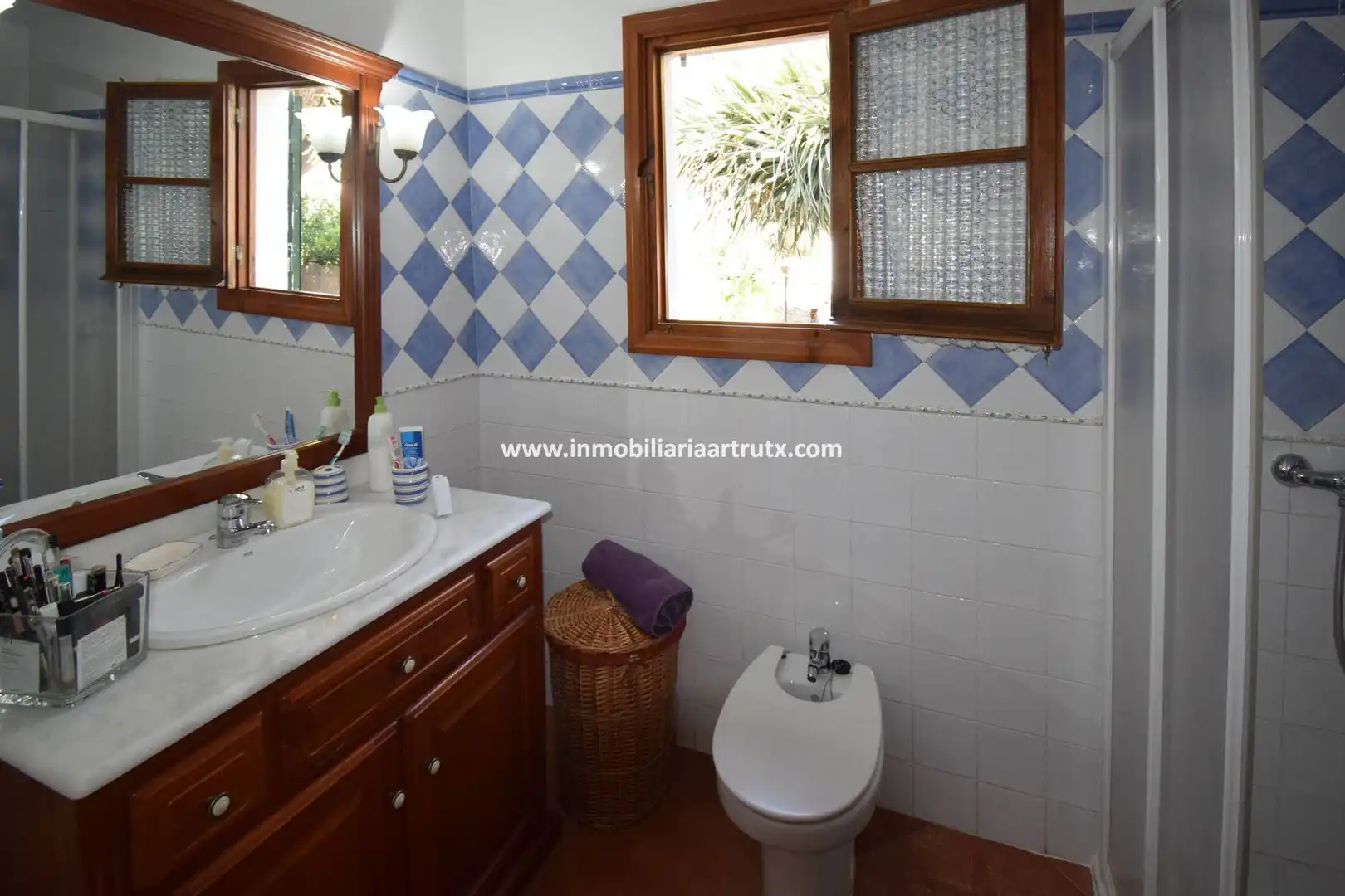 Bany de Casa o xalet en venda en Ciutadella de Menorca amb Jardí privat, Terrassa i Traster