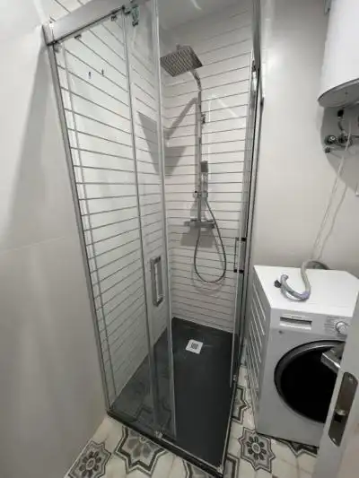 Bany de Apartament en venda en Salamanca amb Terrassa i Balcó