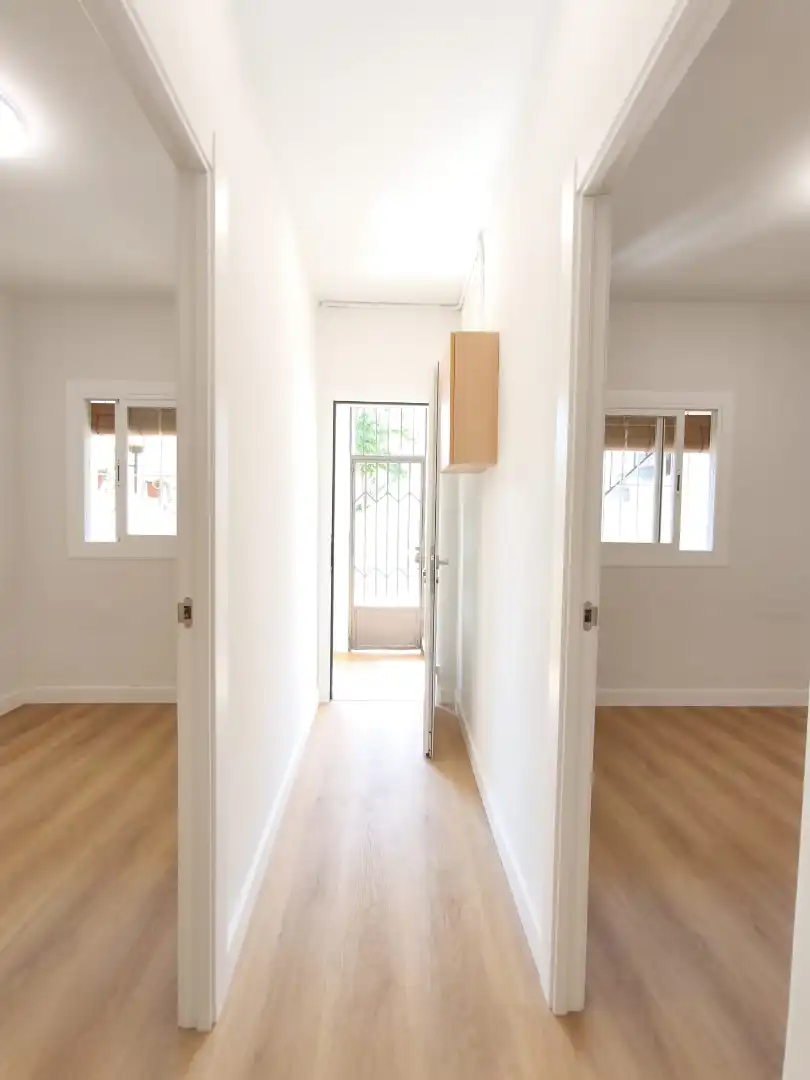 Piso en venta en Barcelona con Parquet, Terraza y Trastero