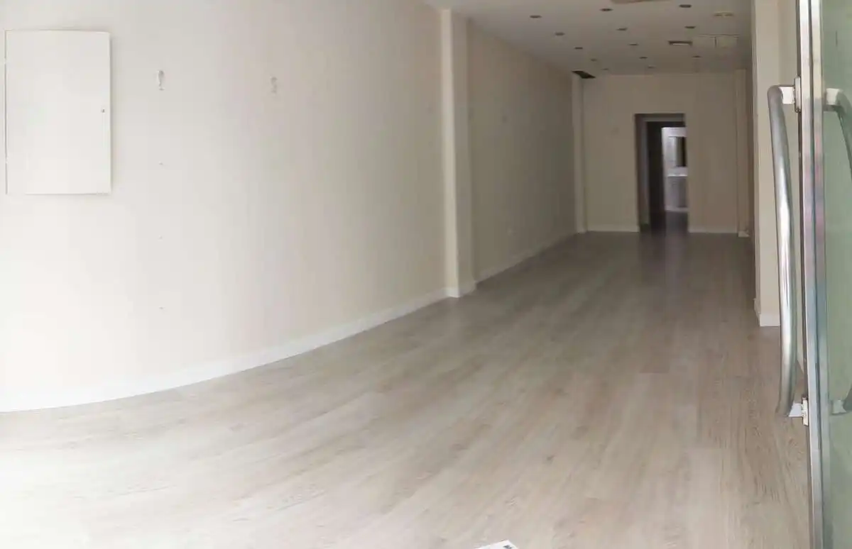 Local en venta en Almería con Aire acondicionado
