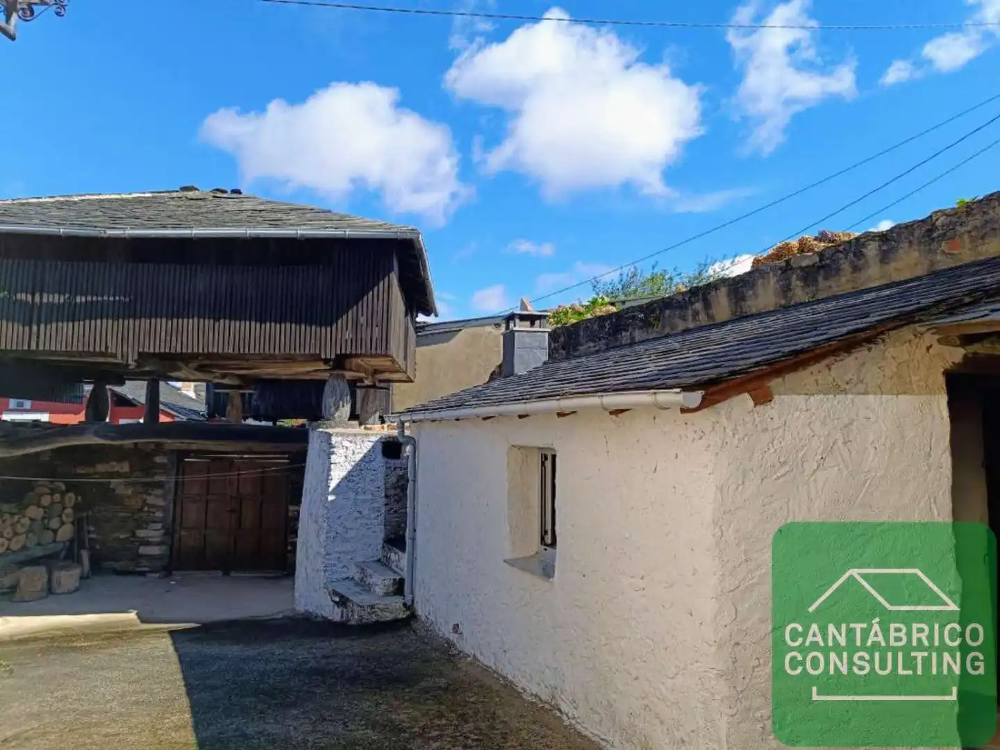 Vista exterior de Finca rústica en venda en Villayón amb Calefacció, Parquet i Terrassa