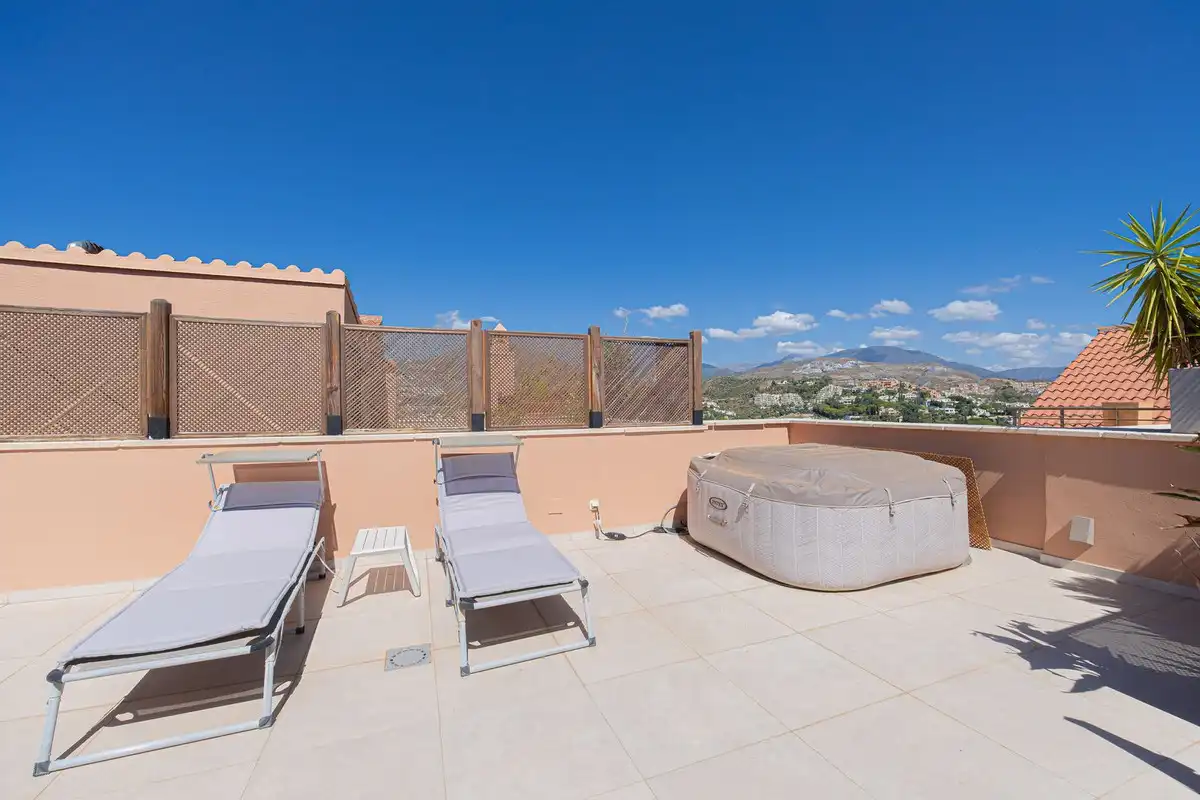 Dúplex amb ascensor en venda a Nueva Andalucía, imagen 37