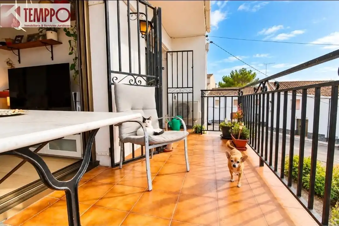 Casa con terraza en venta en Castellet i la Gornal