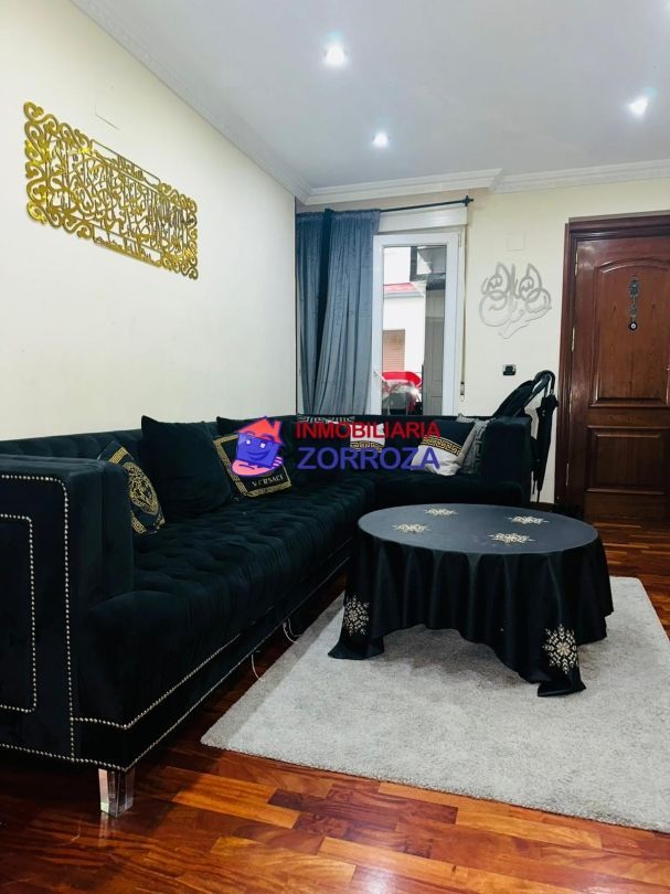 Sala d'estar de Pis en venda en Bilbao  amb Calefacció