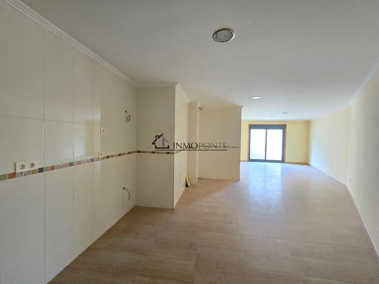 Piso en venta en Marín con Calefacción y Balcón